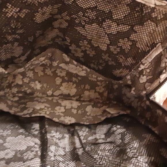 Vera Bradley Grand Reactive Heather Gray Backpack - Picture 11 of 13